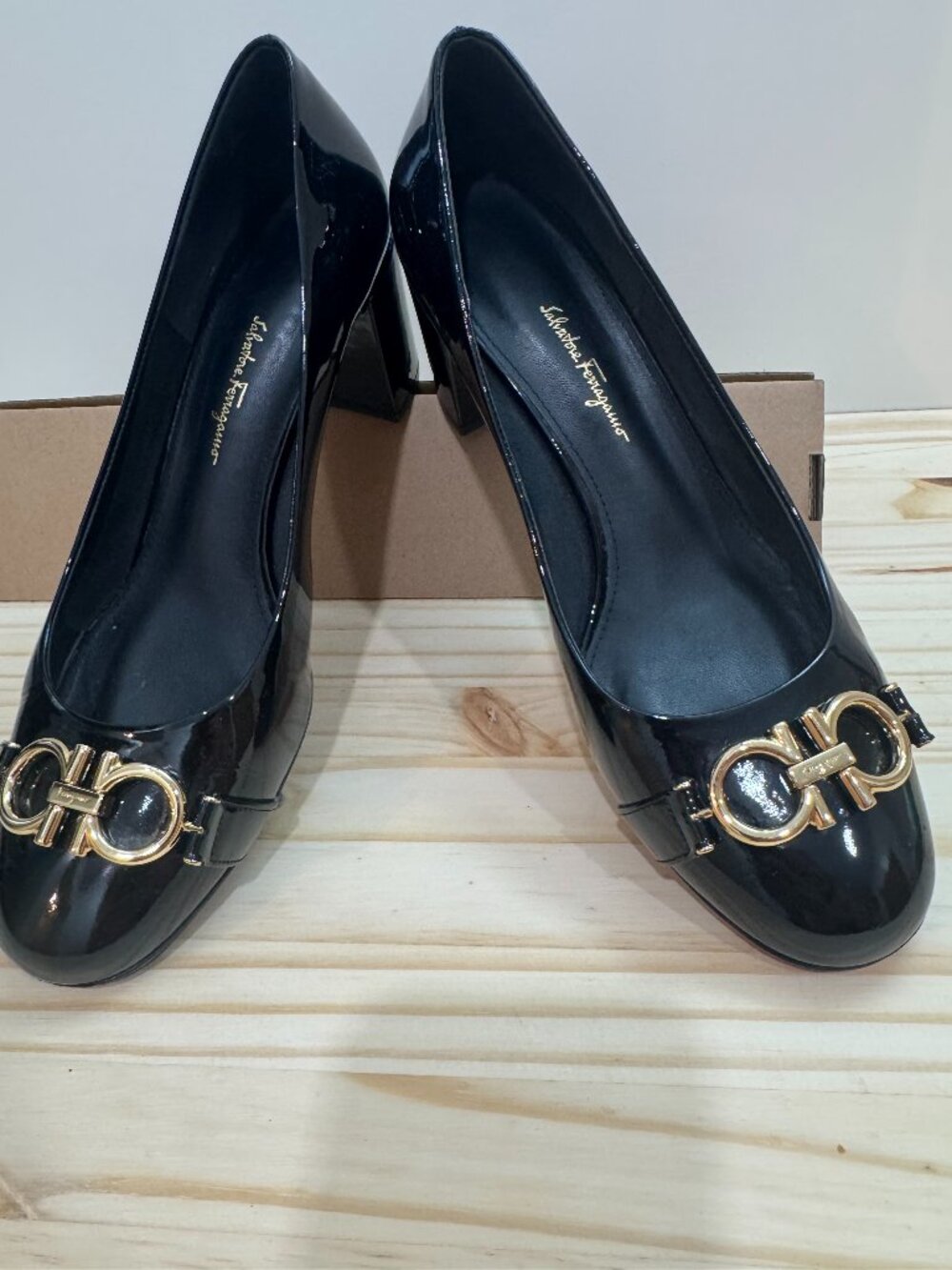 Share Authentic Salvatore Ferragamo Garda Gancini patent leather pumps size 10